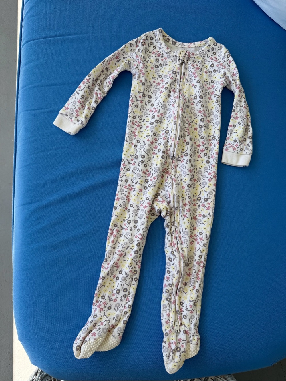Colored organics 6-12 mo Peyton zipper sleeper giada floral lilla